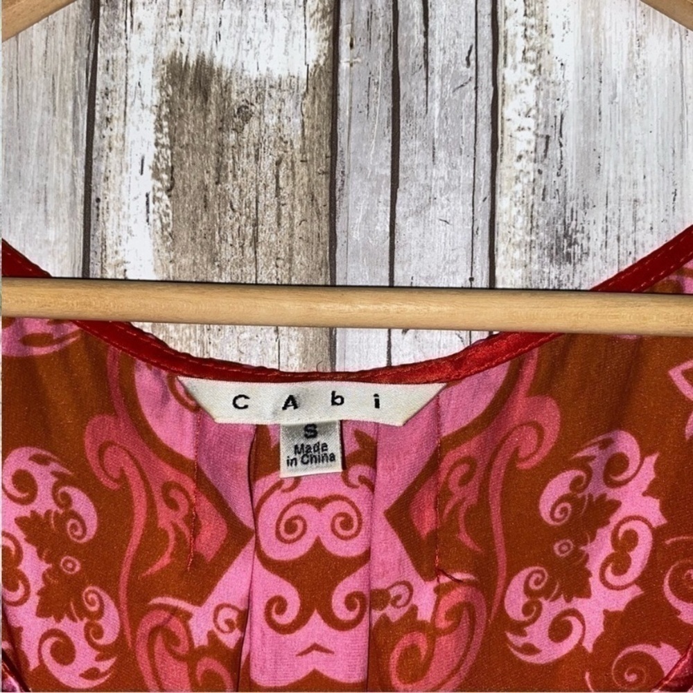 Cabi Hibiscus Floral Sleeveless Blouse - Picture 7 of 7